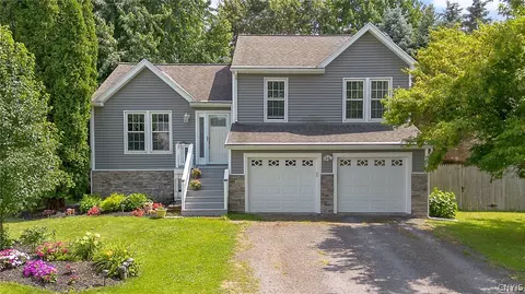 5360 Ballyshannon Rd, Brewerton, NY 13029