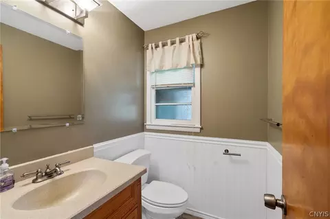 60 Brown St, Lysander, NY 13027 photo 7