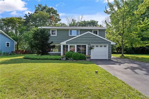 60 Brown St, Lysander, NY 13027