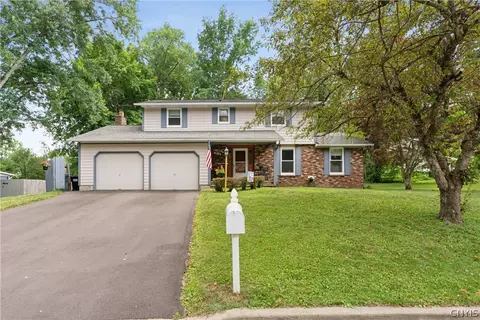 7545 Moccasin, Salina, NY 13090