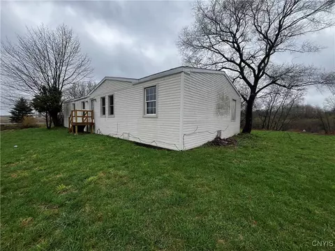 21353 Dobbins Rd, Adams, NY 13605