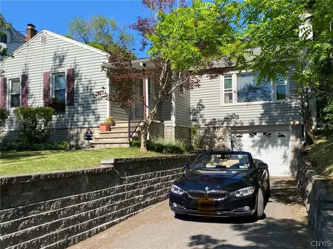 141 Edgehill Rd, Syracuse, NY 13224