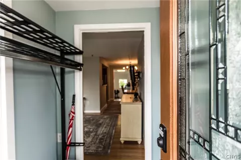 124 Washburn Dr, East Syracuse, NY 13057 photo 5