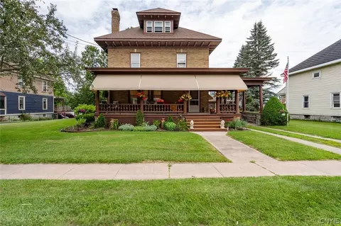 7454 S State St, Lowville, NY 13367