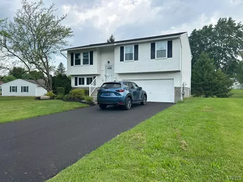 7773 Patchmark Ln, Cicero, NY 13039 photo 42