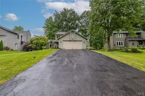 6809 Jayhawk Cir, Lysander, NY 13027 photo 2