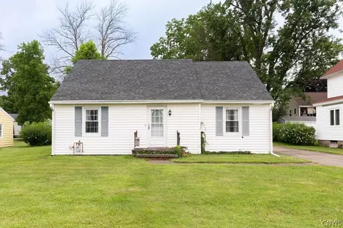 214 Fulton Ave, Fulton, NY 13069