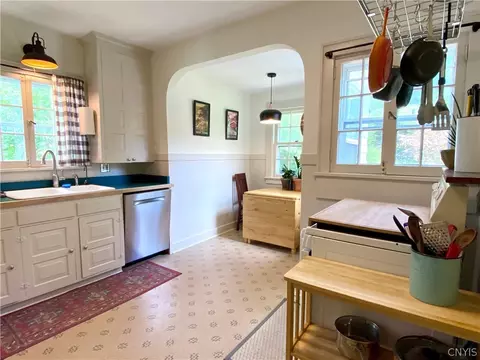 231 Wellington Rd, Syracuse, NY 13214 photo 13