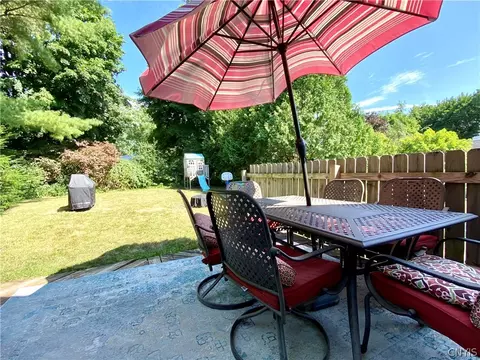 231 Wellington Rd, Syracuse, NY 13214 photo 37