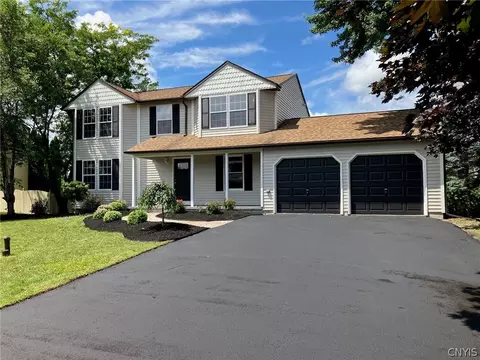 9450 Hawkeye Dr, Brewerton, NY 13029