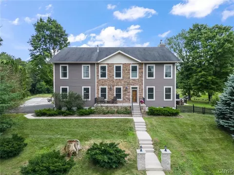7917 Morgan Rd, Clay, NY 13090