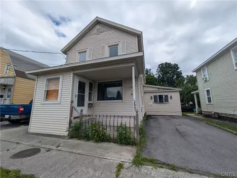 192 Cedar St, Watertown, NY 13601