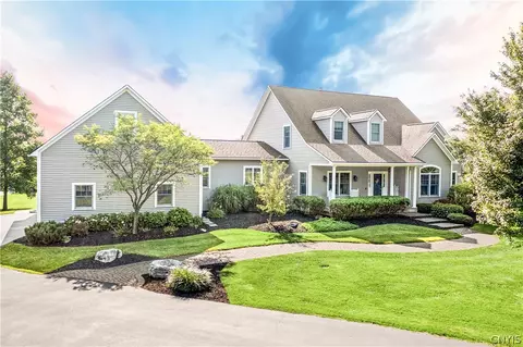 4054 County Line Rd, Skaneateles, NY 13152