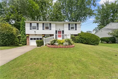 4229 Gemini Path, Clay, NY 13090