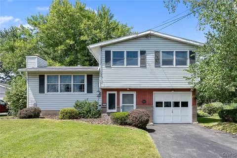 8335 Doreen Ave, Cicero, NY 13039