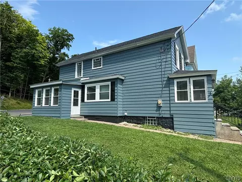 240 Caroline Ave, Geddes, NY 13209