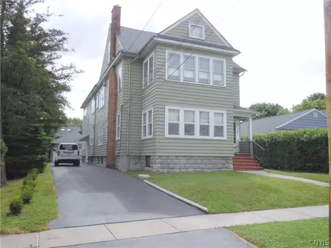 133-135 Mosley Dr, Syracuse, NY 13206