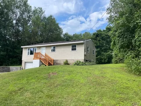 57 Leo Mar Dr, Granby, NY 13069