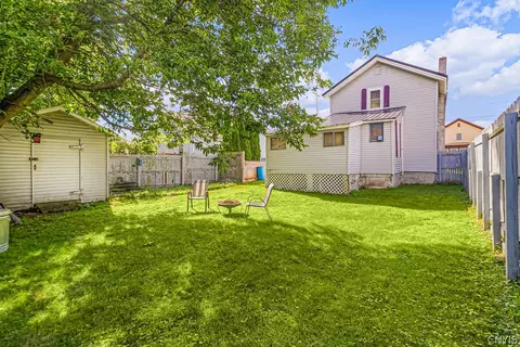 208 E Steele St, Herkimer, NY 13350 photo 3