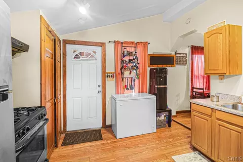 208 E Steele St, Herkimer, NY 13350 photo 11