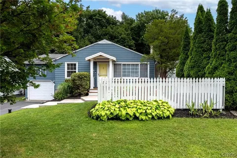 408 Cleveland Blvd, Fayetteville, NY 13066