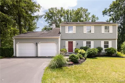 7328 Eastgate Cir, Salina, NY 13090
