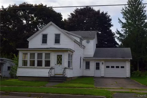 66 Mitchell St, Oswego, NY 13126