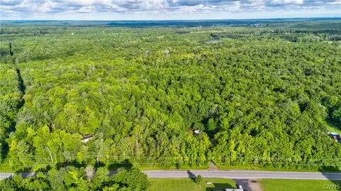 2465 County Route 6, Volney, NY 13069