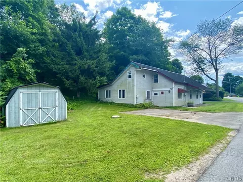 274 River Rd E, Ogdensburg, NY 13669