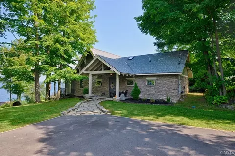 3 Perch Bay Rd, Ogdensburg, NY 13669