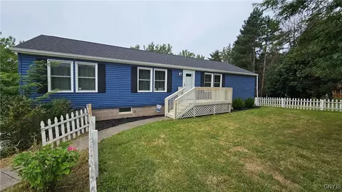 6851 Beech Tree Rd, Aurelius, NY 13021