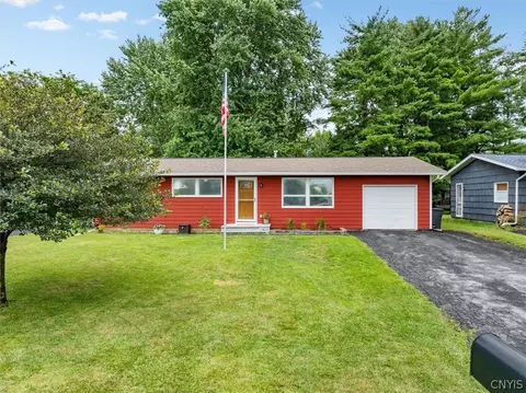 1104 Kinne St, East Syracuse, NY 13057 photo 3
