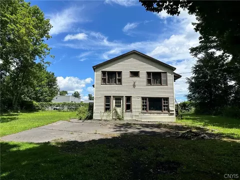 7832 Park Ave, Trenton, NY 13354