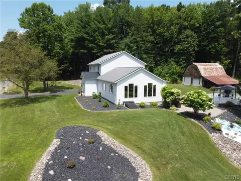 8758 Beckwith Rd, Annsville, NY 13471 photo 3