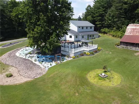 8758 Beckwith Rd, Annsville, NY 13471 photo 4