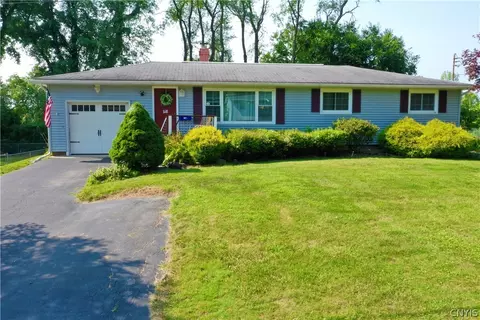 2778 Forest Hill Dr, Fleming, NY 13021