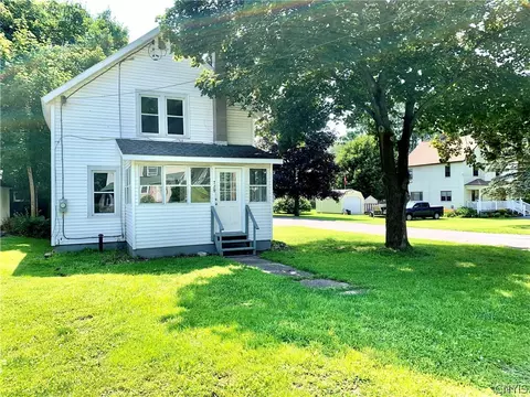 729 Maple Ave, Fulton, NY 13069