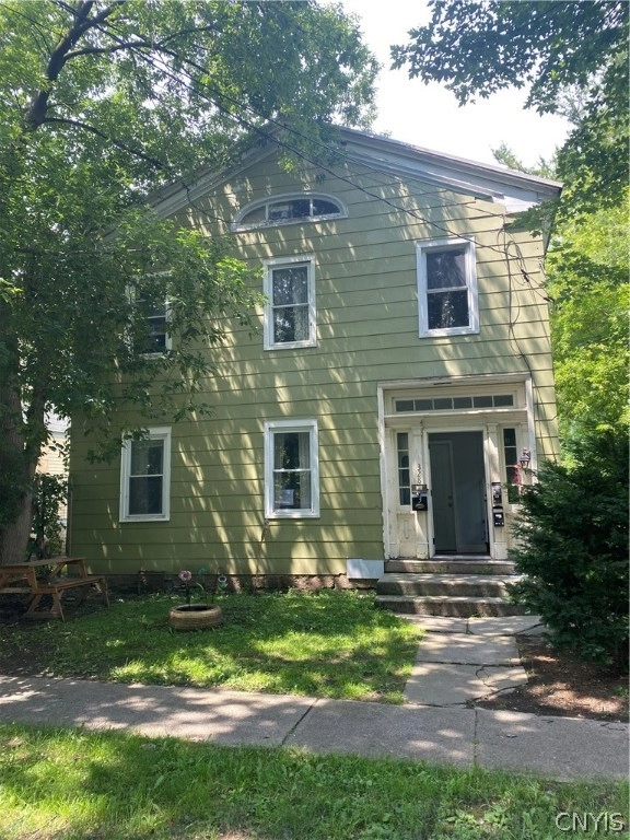328 Clay St  