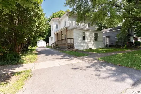 49 S Hamilton St, Jordan, NY 13080