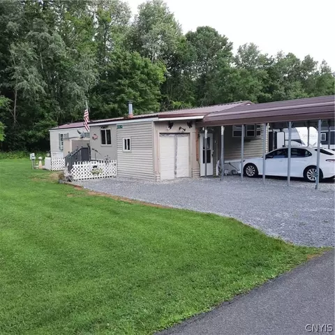 123 Old Farm Rd, Verona, NY 13478