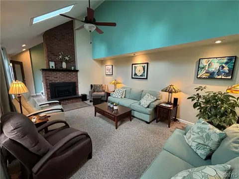 316 Dausman St, East Syracuse, NY 13057 photo 7