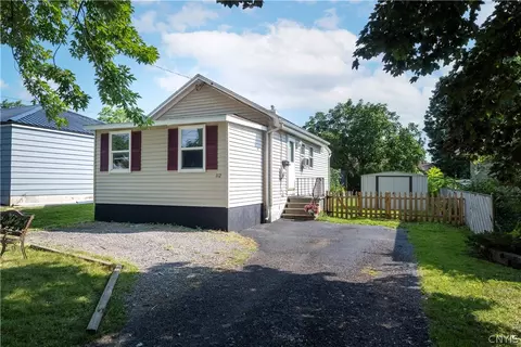 112 Ferncliff Ave, Salina, NY 13088