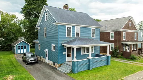 369 Stone St, Oneida, NY 13421