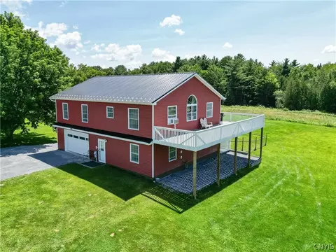 6408 Crestview Dr, Lowville, NY 13367