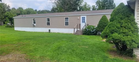 3245 State Route 3, Volney, NY 13069