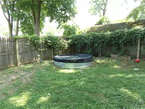 206 Mackay Ave, Syracuse, NY 13219 photo 8