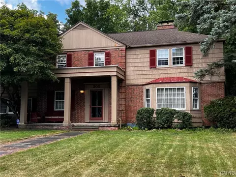 300 Bradford Pkwy, Syracuse, NY 13224