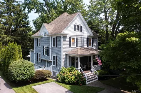 193 E Genesee St, Skaneateles, NY 13152
