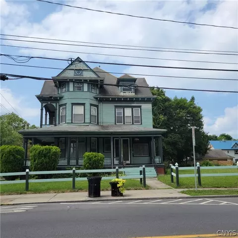 1638 S Salina St, Syracuse, NY 13205