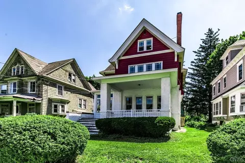 151 Cambridge St, Syracuse, NY 13210